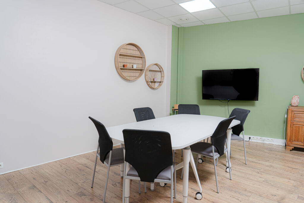 Salle de réunion à moins de 400€ à Paris 10