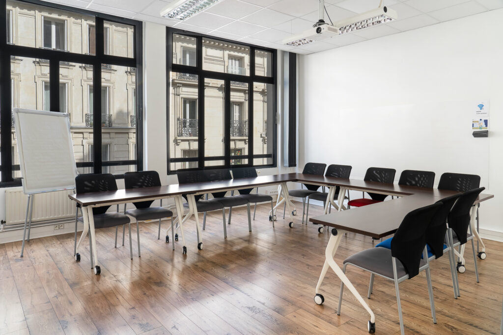 Salle de réunion à moins de 400€ à Paris 10